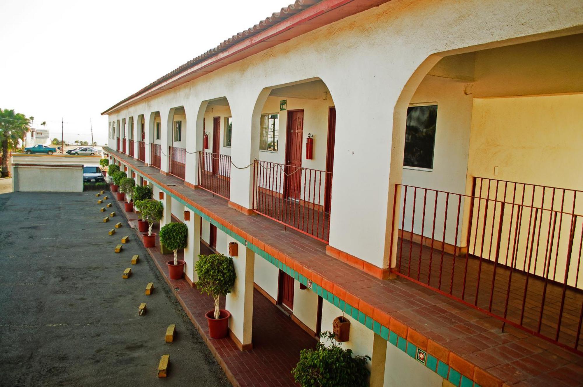 Hotel El Sausalito Ensenada Exterior photo